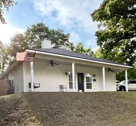 519 S Market St, Benton, AR 72015