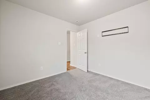 Bedroom - 6096 Saddle Hill Dr, Alexander, AR 72002 photo 8 of 8