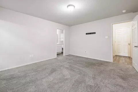 Bedroom - 6096 Saddle Hill Dr, Alexander, AR 72002 photo 2 of 8