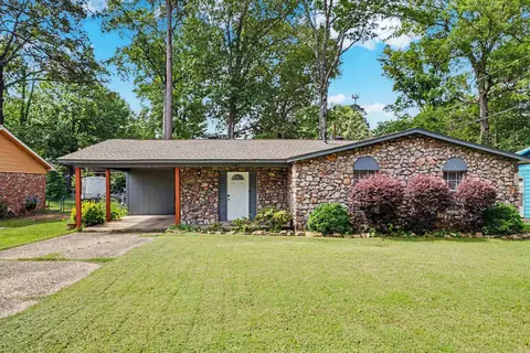 6101 Senate Dr, Little Rock, AR 72209