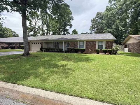 20 Independence, White Hall, AR 71602