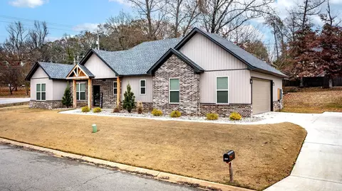 Exterior - 3172 Haley Ct, Benton, AR 72019 photo 7 of 8