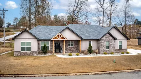 3172 Haley Ct, Benton, AR 72019