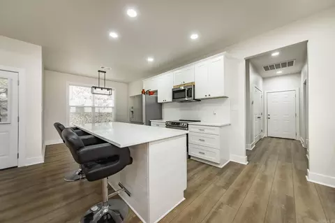 Entry Way - 3172 Haley Ct, Benton, AR 72019 photo 1 of 1