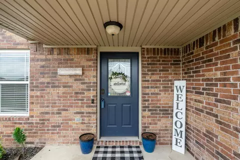 Entry Way - 2800 Plateau Dr, Conway, AR 72032 photo 1 of 6