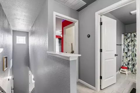 Entry Way - 2800 Plateau Dr, Conway, AR 72032 photo 6 of 6