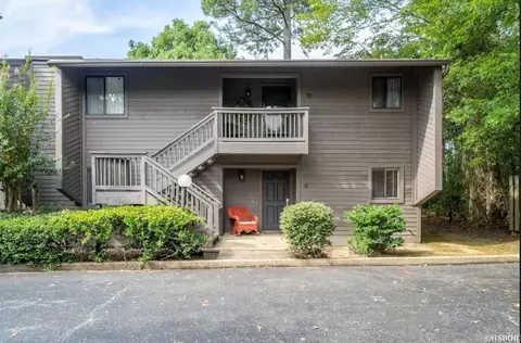 200 Hamilton Oaks #J2, Hot Springs, AR 71913