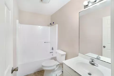 Bath - 307 309 Washington, Ward, AR 72176 photo 1 of 1