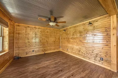 727 E Bowling Rd, Clinton, AR 72031 photo 5