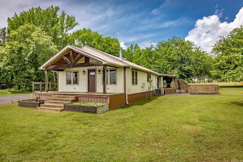 727 E Bowling Rd, Clinton, AR 72031 photo 2