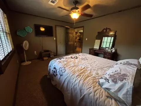 Bedroom - 25 Bryces Trl, Higden, AR 72067 photo 2 of 6