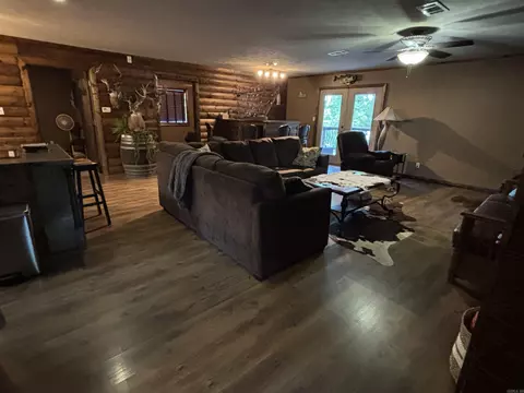 Living - 25 Bryces Trl, Higden, AR 72067 photo 2 of 4