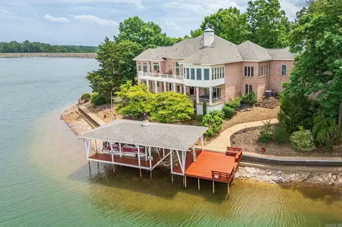 8 Guindola Cir, Hot Springs Village, AR 71909