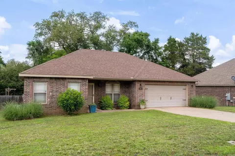 2610 Ridgewood Rd, Searcy, AR 72143