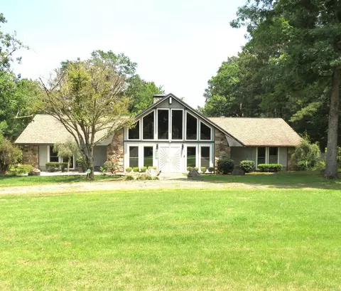4025 Chapel Ln, Pine Bluff, AR 71603