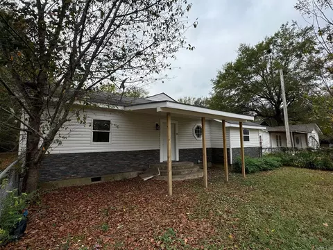 349 W Walnut St, Prescott, AR 71857