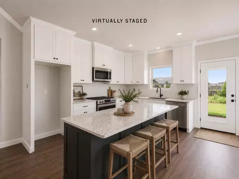 Kitchen - 916 Bratton Rd, Lonoke, AR 72086 photo 1 of 5