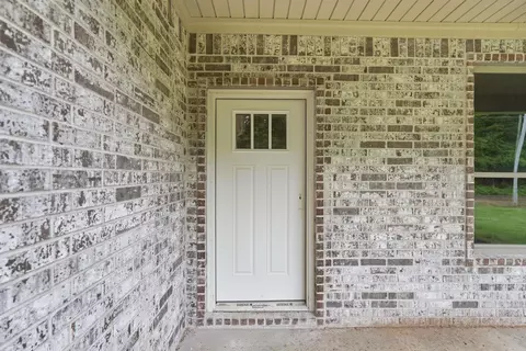 Exterior - 916 Bratton Rd, Lonoke, AR 72086 photo 2 of 7