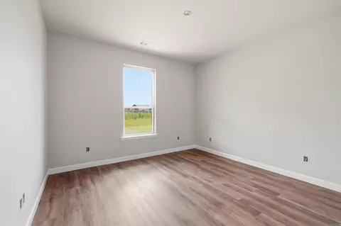 Bedroom - 916 Bratton Rd, Lonoke, AR 72086 photo 3 of 6