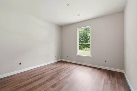 Bedroom - 916 Bratton Rd, Lonoke, AR 72086 photo 6 of 6