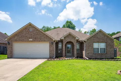 2925 Gladstone Dr, Conway, AR 72032