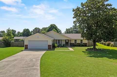 28 Forest Dr, Cabot, AR 72023