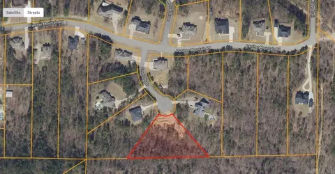 15600 Scenic Point Dr, Maumelle, AR 72113
