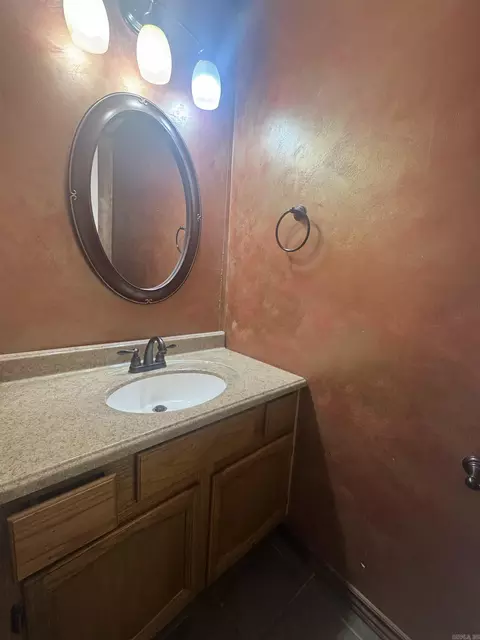 Bath - 9301 Zuber, Alexander, AR 72002 photo 3 of 4