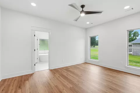 Bedroom - 9 Moonlight Dr, Morrilton, AR 72110 photo 2 of 3