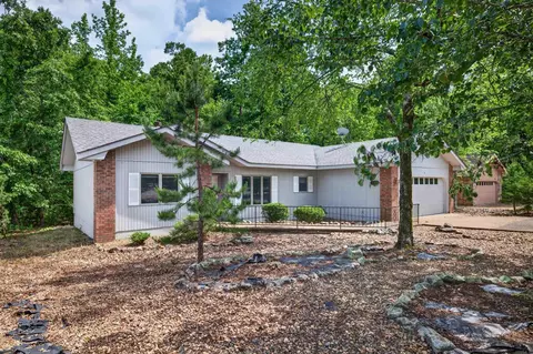 15 Playa Pl, Hot Springs Village, AR 71909