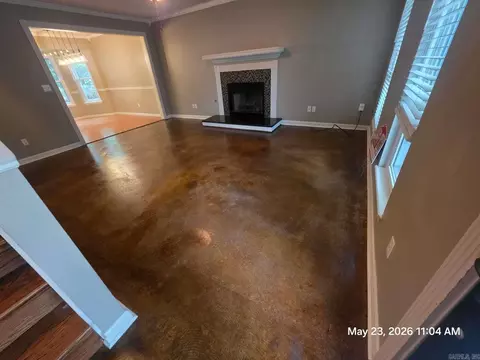 Living - 1718 Eagle Point Way, Benton, AR 72015 photo 1 of 2