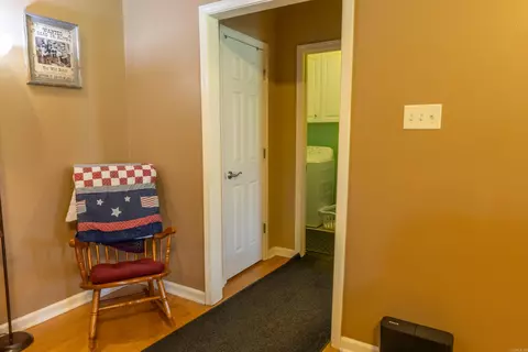 Entry Way - 683 Hwy 321, Beebe, AR 72012 photo 2 of 2