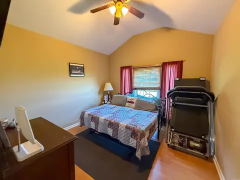 Bedroom - 683 Hwy 321, Beebe, AR 72012 photo 3 of 3