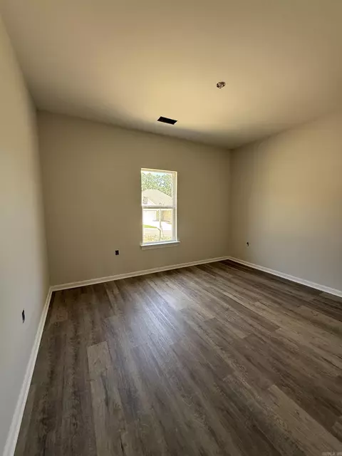 Bedroom - 507 Madeleine Cir, Austin, AR 72007 photo 2 of 4