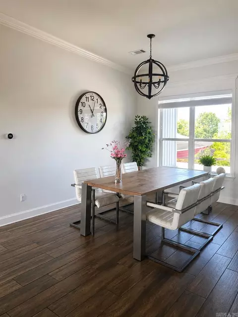 Dining - 115 Crested Butte Rd, Austin, AR 72007 photo 2 of 2