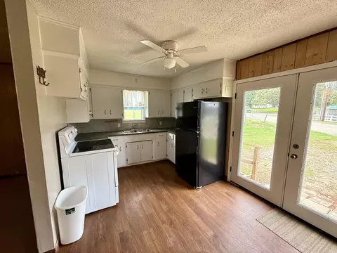 Kitchen - 120 Kitchen St, Lamar, AR 72846 photo 1 of 2