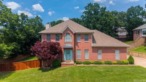 32 Calumet Rd, Little Rock, AR 72223