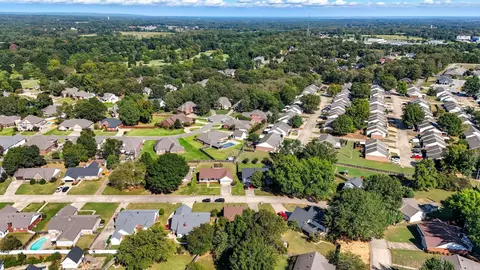 View/Area - 14 White Oak Cir, Searcy, AR 72143 photo 4 of 8
