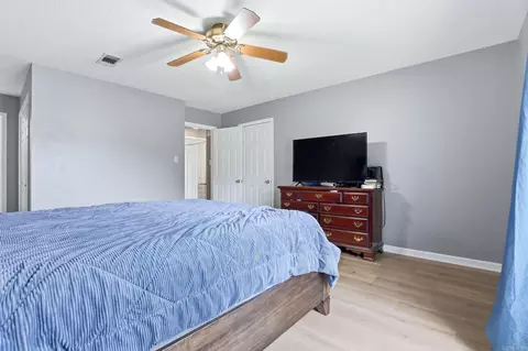 Bedroom - 14 White Oak Cir, Searcy, AR 72143 photo 1 of 7