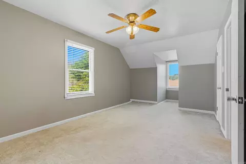 Bedroom - 14 White Oak Cir, Searcy, AR 72143 photo 6 of 7