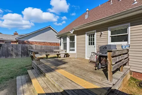 Exterior - 14 White Oak Cir, Searcy, AR 72143 photo 12 of 13
