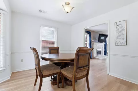 Dining - 14 White Oak Cir, Searcy, AR 72143 photo 2 of 2