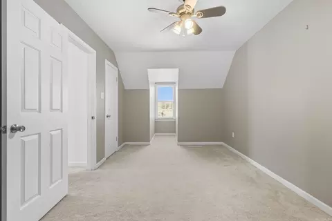 Bedroom - 14 White Oak Cir, Searcy, AR 72143 photo 5 of 7