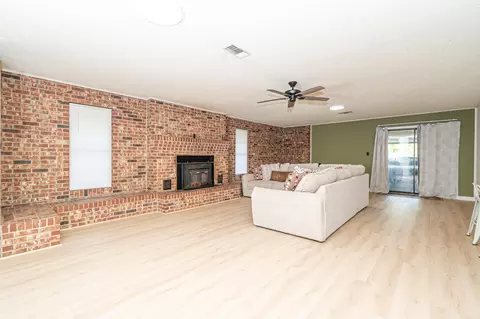 Living - 117 Vestal Loop, Strong, AR 71765 photo 2 of 3