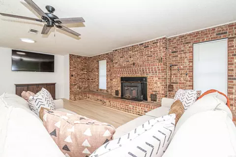 Living - 117 Vestal Loop, Strong, AR 71765 photo 3 of 3