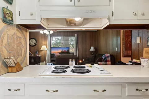 Kitchen - 14 Hunters Cv, Pine Bluff, AR 71603 photo 1 of 5
