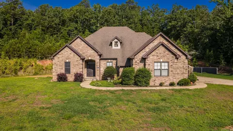 157 Hidden Valley Dr, Conway, AR 72032