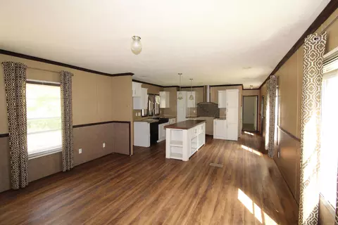 Living - 2230 Grant County Road 29, Pine Bluff, AR 71603 photo 1 of 4