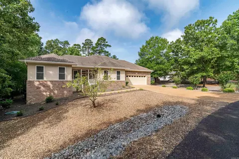 1 Versalles Way, Hot Springs Village, AR 71909