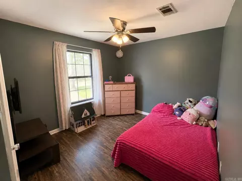 Bedroom - 14 Rolling Creek Cir, Conway, AR 72032 photo 6 of 6
